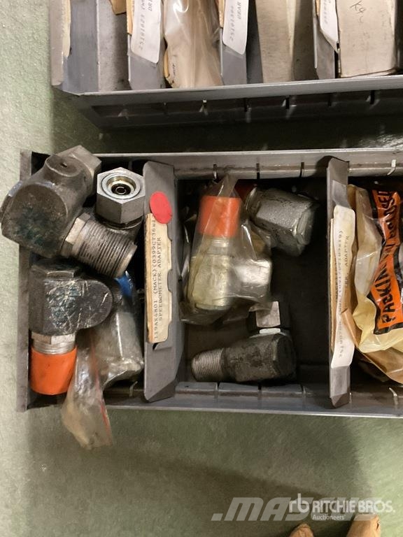Quantity of Speedometer and Cable Assemblies, Misc Коммерческий транспорт - Другие
