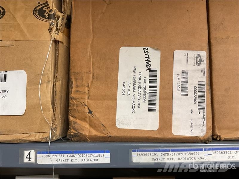 Quantity of Speedometer and Cable Assemblies, Misc Коммерческий транспорт - Другие