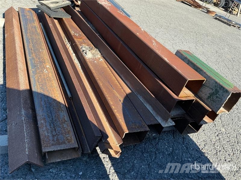Quantity of Steel Tubing Channel and Angle Drugi deli