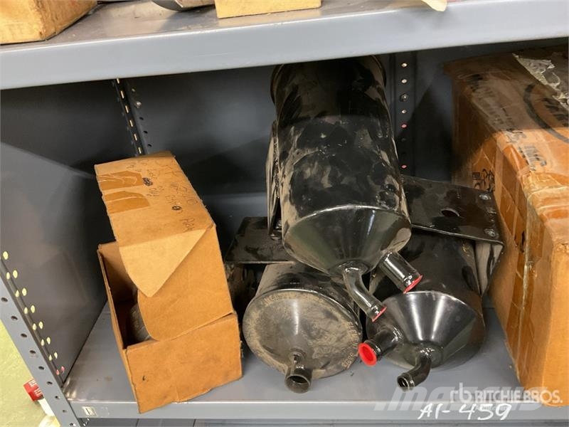  Quantity of Steering and Misc. Parts Коммерческий транспорт - Другие