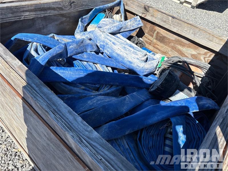 Quantity of Submersible Pumps & Hoses Vodne črpalke