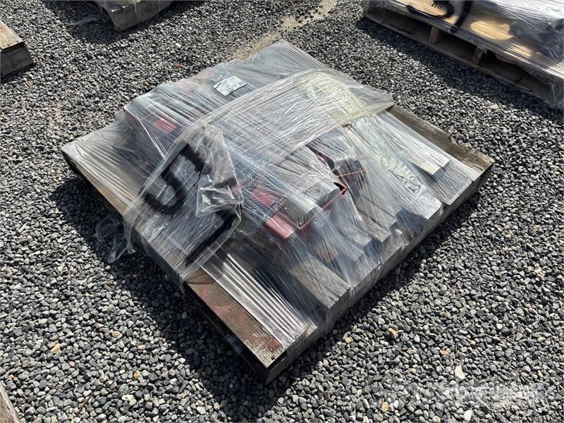 Quantity of Techimpex IFT-2 2 Ton Machinery Skates Other components