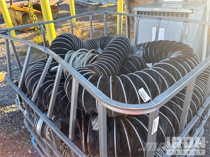  Quantity of Tornado Vacuums 其他