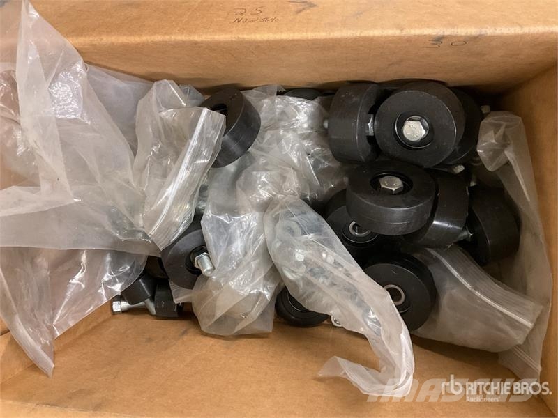  Quantity of Trailer Winches, Rollers and Tarp Drugi deli