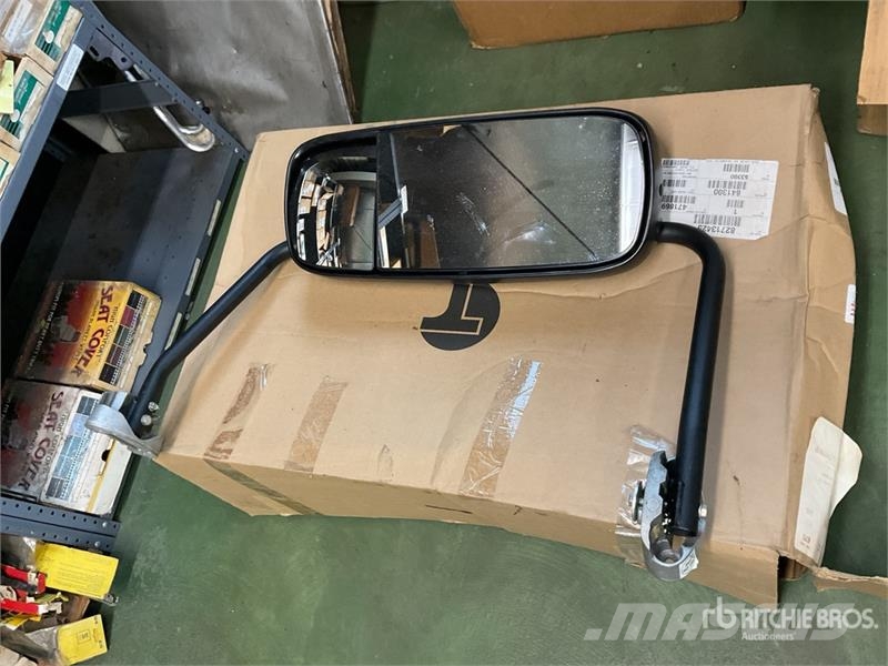 Quantity of Truck Mirrors 其他組件