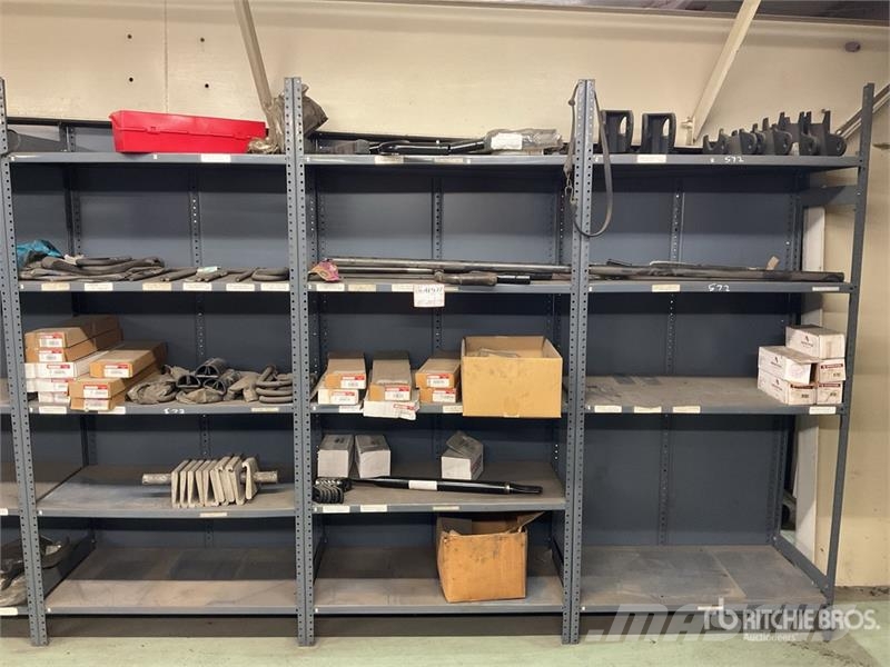 Quantity of U-Bolt Kits and Misc. Parts Drugi deli