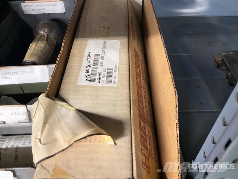  Quantity of U-bolt Kits, Hangers, Misc. Suspension 其他組件