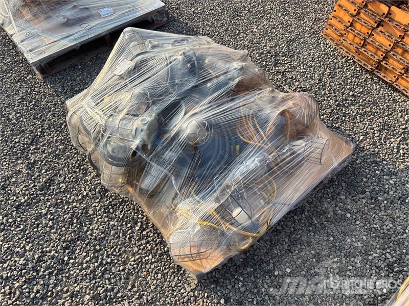 Quantity of Vapor Proof String Lights Other components