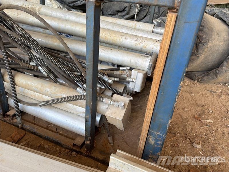 Quantity of Wall Bracing Poles Gradbeništvo - drugo