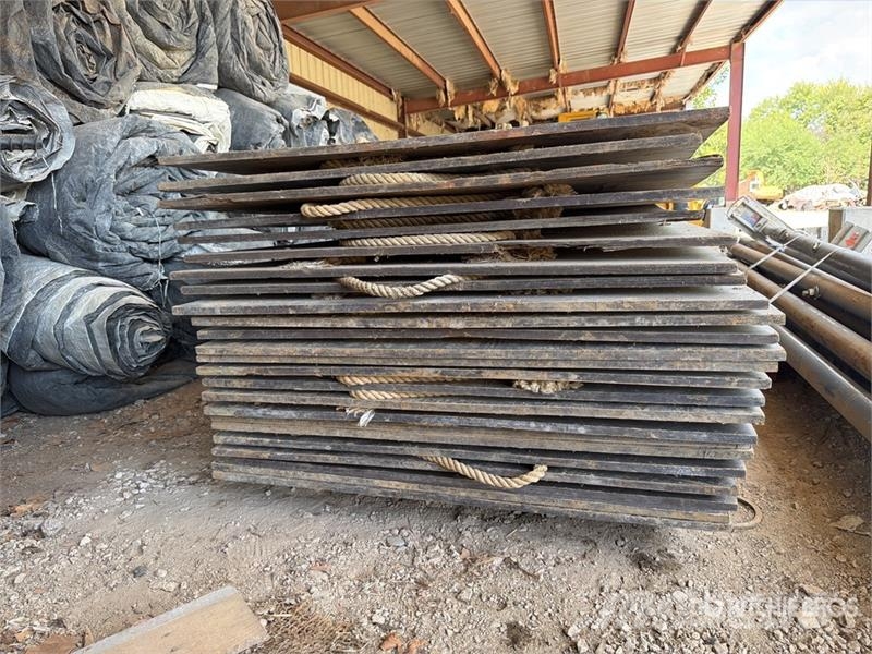 Quantity of Wall Bracing Poles Gradbeništvo - drugo