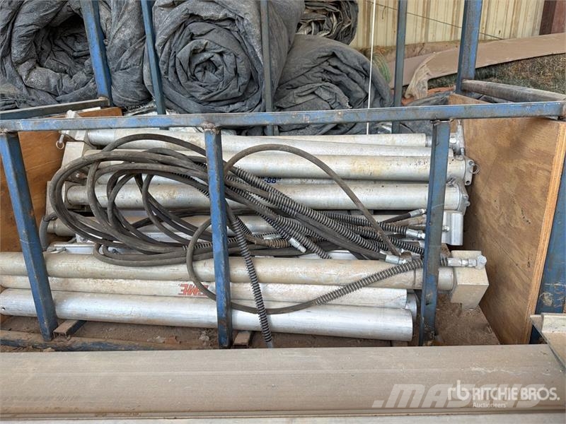 Quantity of Wall Bracing Poles Gradbeništvo - drugo