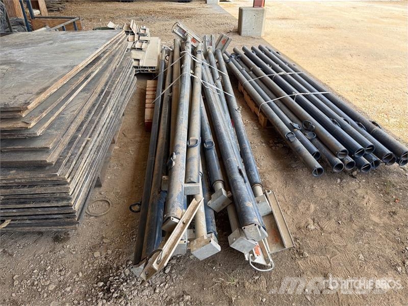 Quantity of Wall Bracing Poles Gradbeništvo - drugo