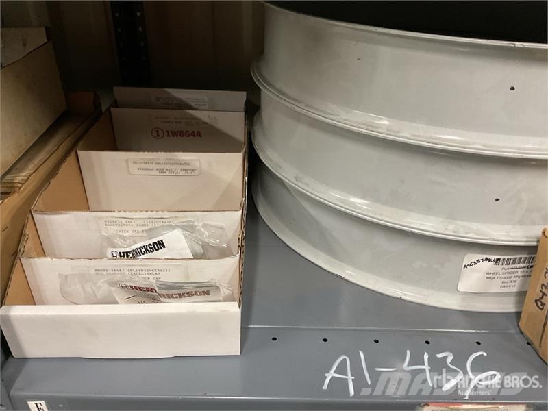  Quantity of Wheels Spacers w/Misc. Brake Items 其他組件