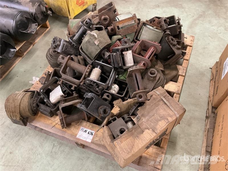  Quantity of Winches and Straps Drugi deli