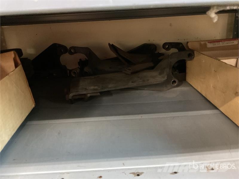Quantity of Wiper Blades and Wiper Motors, Misc. P Коммерческий транспорт - Другие