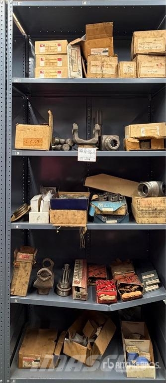  Quantity of Yolks and U-Joints w/Misc. Parts Коммерческий транспорт - Другие