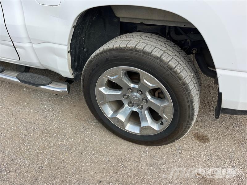 RAM 1500 기타