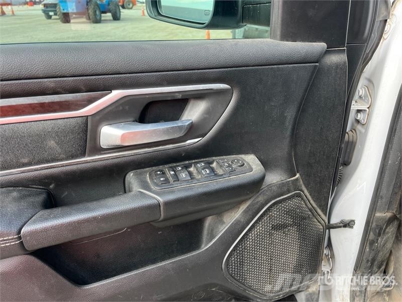 RAM 1500 기타