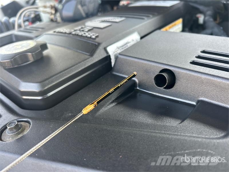 RAM 2500 Пикапи