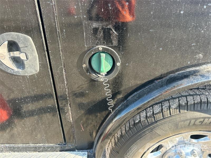 RAM 2500 Пикапи