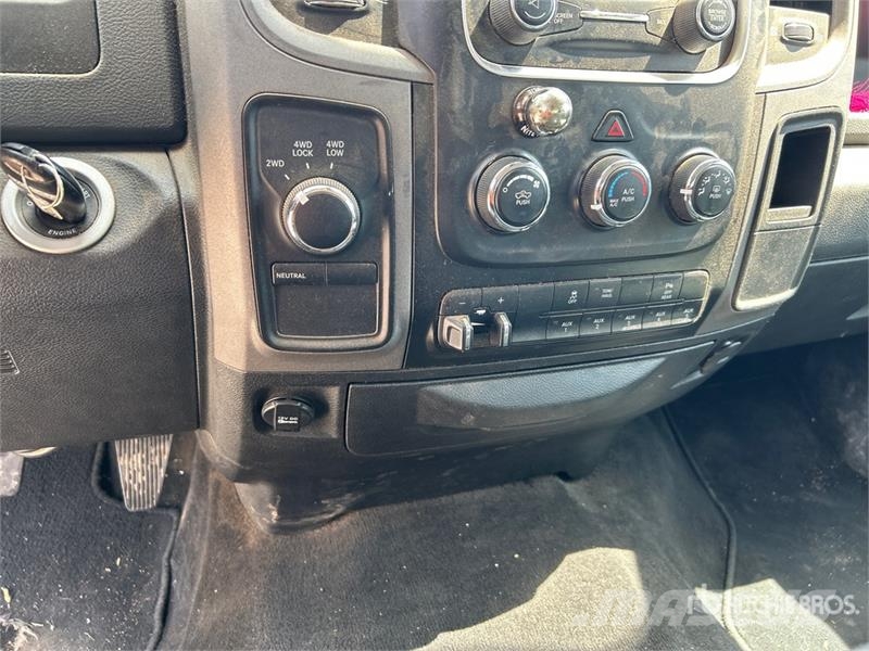 RAM 2500 4x4 Crew Cab Pickup Прочие фургоны