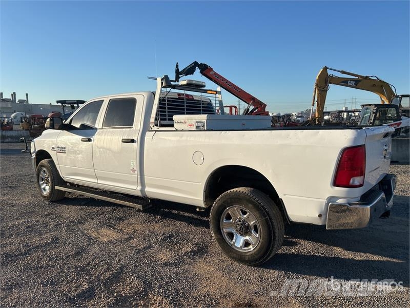 RAM 2500 4x4 Crew Cab Pickup 其他