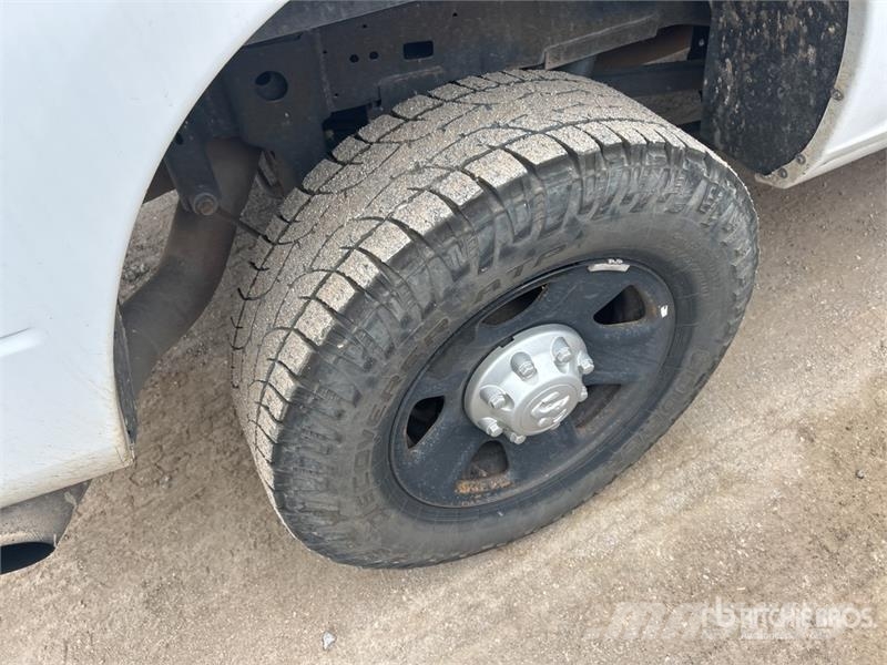 RAM 2500 4x4 Crew Cab Pickup Andere Transporter