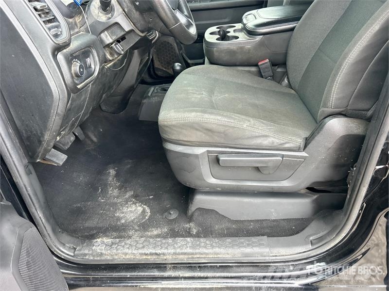 RAM 2500 4x4 Crew Cab Pickup Další