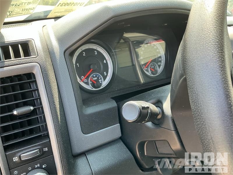 RAM 2500 4x4 Crew Cab Pickup (Inoperable) Ostalo