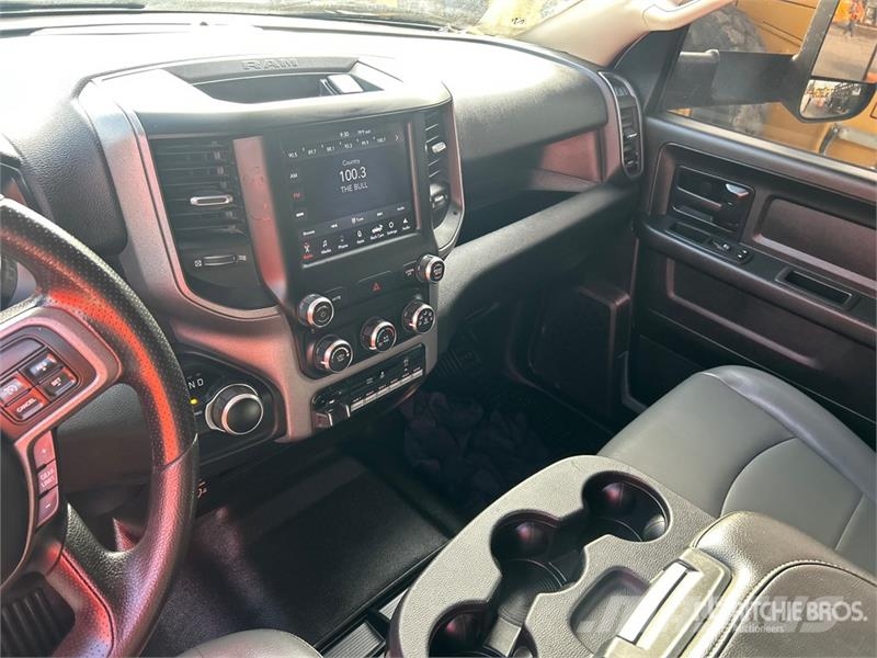 RAM 2500 4x4 Crew Cab Pickup Citi