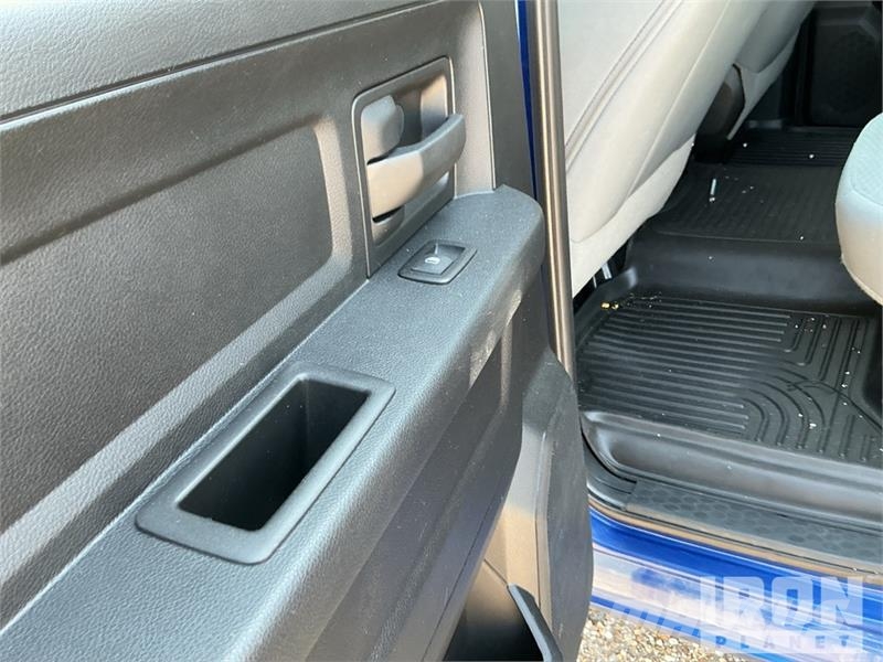 RAM 2500 4x4 Crew Cab Pickup (Inoperable) Ostalo
