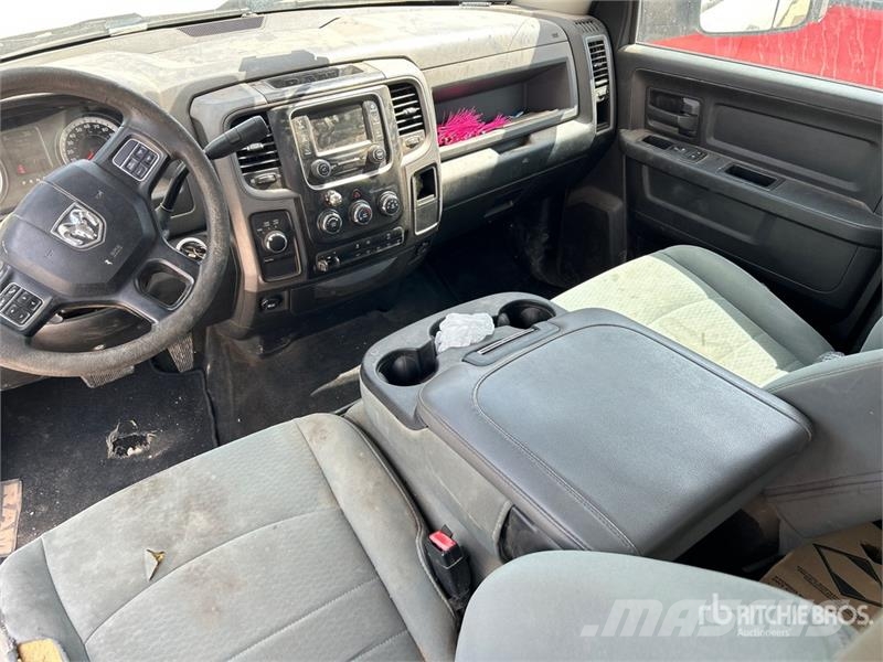 RAM 2500 4x4 Crew Cab Pickup Прочие фургоны
