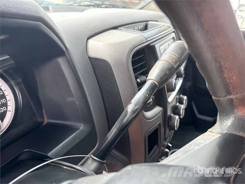 RAM 2500 4x4 Crew Cab Pickup 其他