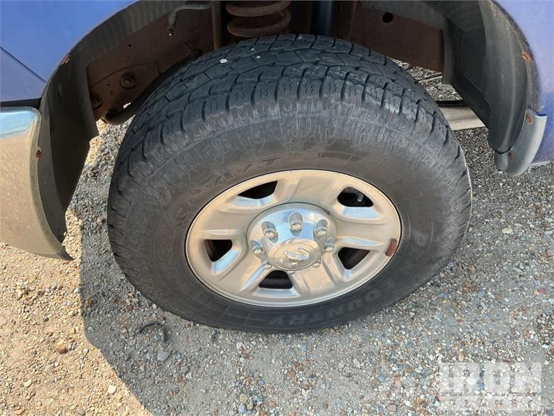 RAM 2500 4x4 Crew Cab Pickup (Inoperable) Ostalo
