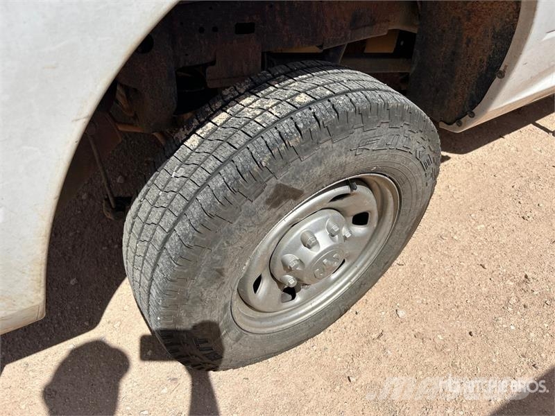 RAM 2500 4x4 Crew Cab Pickup Прочие фургоны
