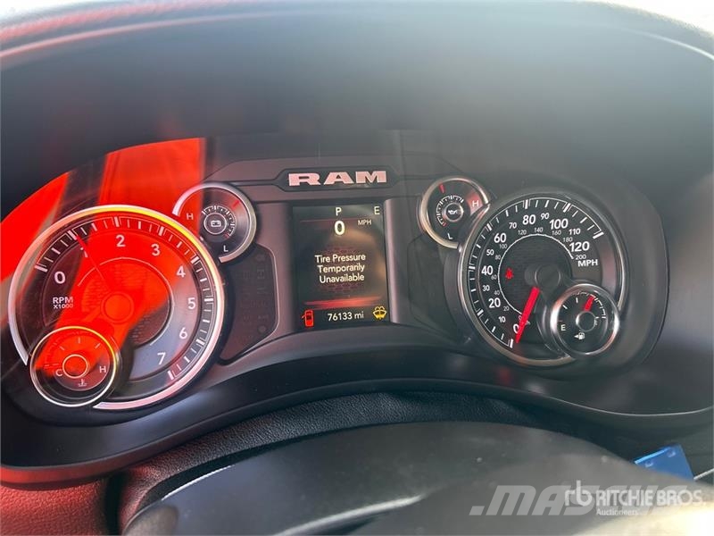 RAM 2500 4x4 Crew Cab Pickup Citi