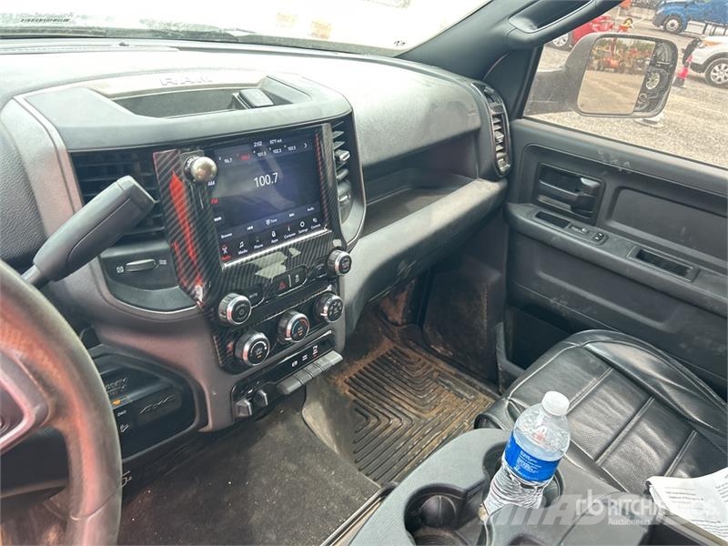 RAM 2500 4x4 Crew Cab Pickup 其他