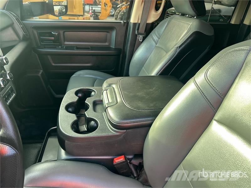 RAM 2500 4x4 Crew Cab Pickup Citi