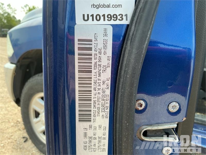RAM 2500 4x4 Crew Cab Pickup (Inoperable) Ostalo
