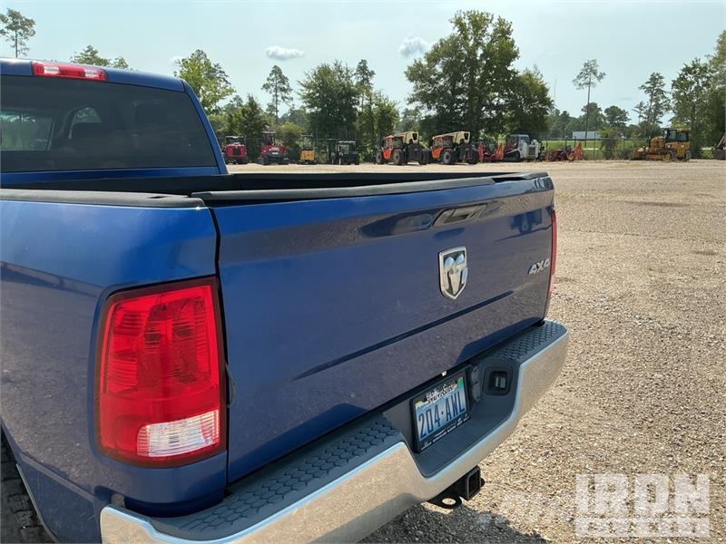 RAM 2500 4x4 Crew Cab Pickup (Inoperable) Ostalo