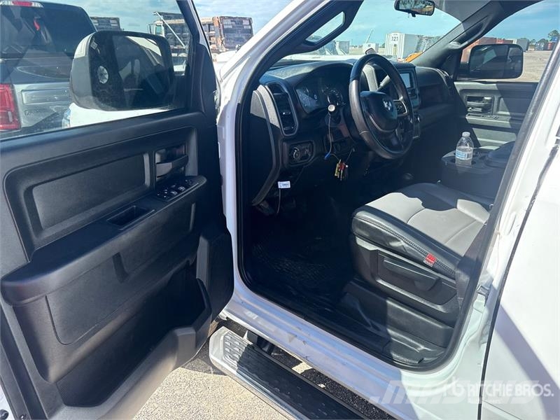 RAM 2500 4x4 Crew Cab Pickup Ostalo