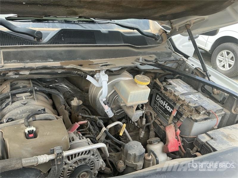RAM 2500 4x4 Crew Cab Pickup (Inoperable) Прочие фургоны