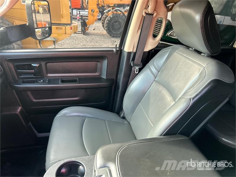 RAM 2500 4x4 Crew Cab Pickup Citi