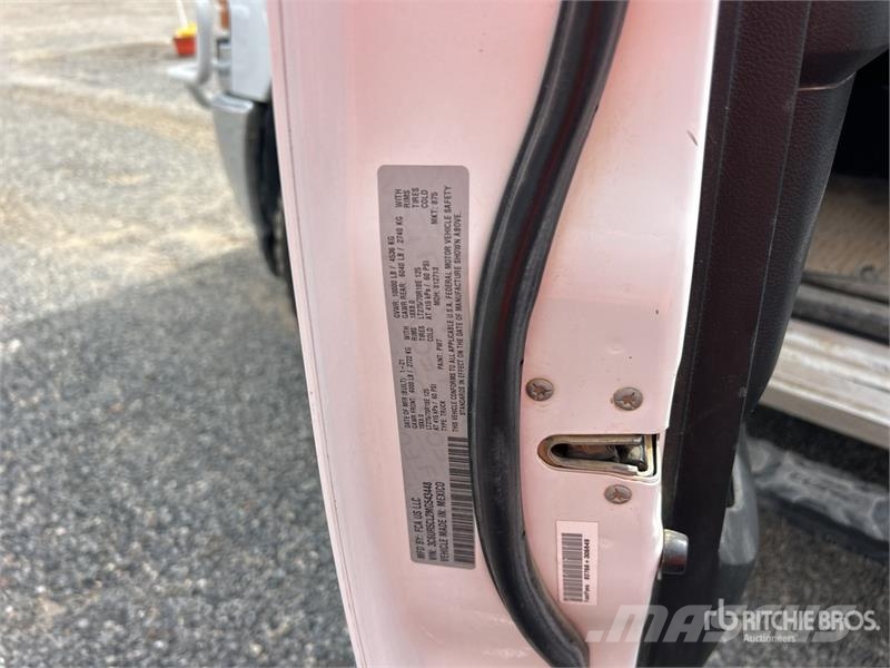 RAM 2500 4x4 Crew Cab Pickup 其他