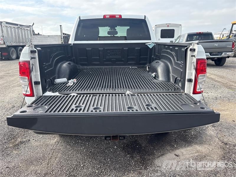 RAM 2500 4x4 Crew Cab Pickup Ostalo