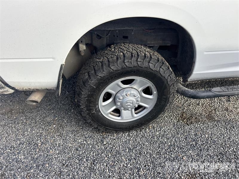 RAM 2500 4x4 Crew Cab Pickup Citi