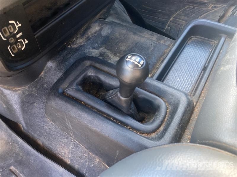 RAM 2500 4x4 Crew Cab Pickup Drugi