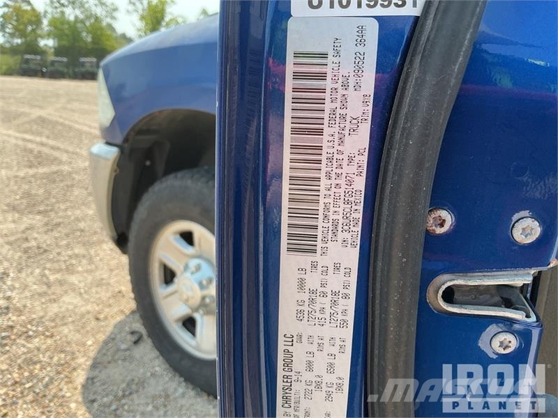 RAM 2500 4x4 Crew Cab Pickup (Inoperable) Ostalo