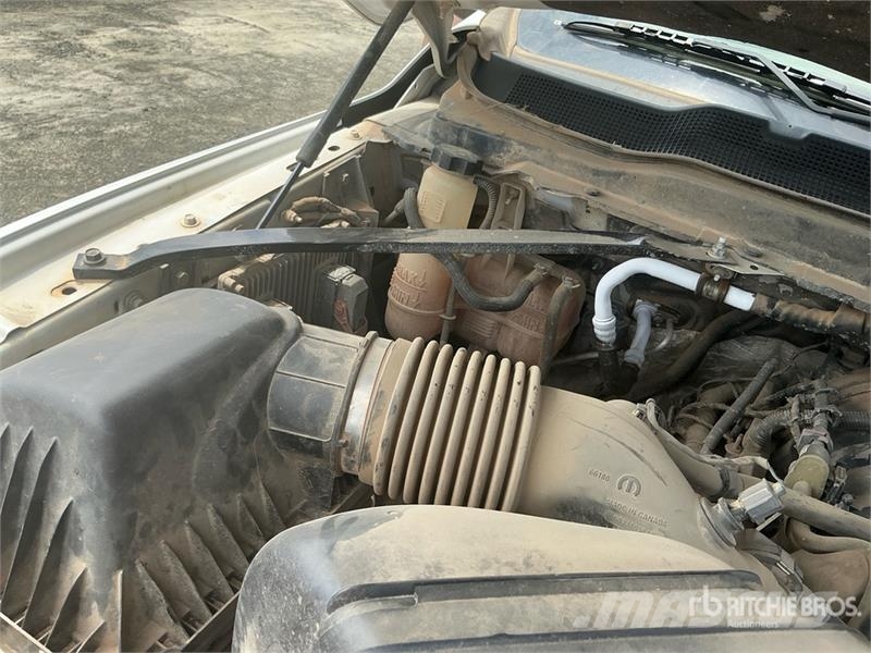 RAM 2500 4x4 Crew Cab Pickup (Inoperable) Прочие фургоны