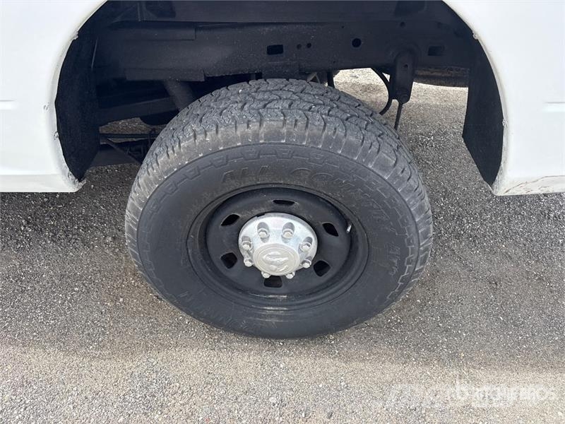 RAM 2500 4x4 Crew Cab Pickup 其他